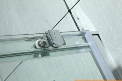 Душевой уголок Mowe Omnia 80х80 A-1200-C (прозрачное стекло) фотография